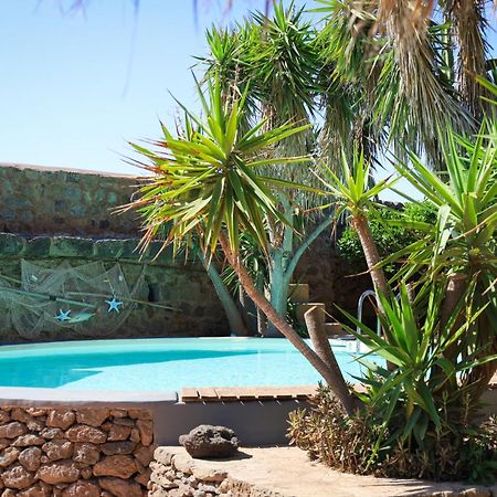 Cactus B&B Le Casette Di Marilena Pantelleria Luaran gambar