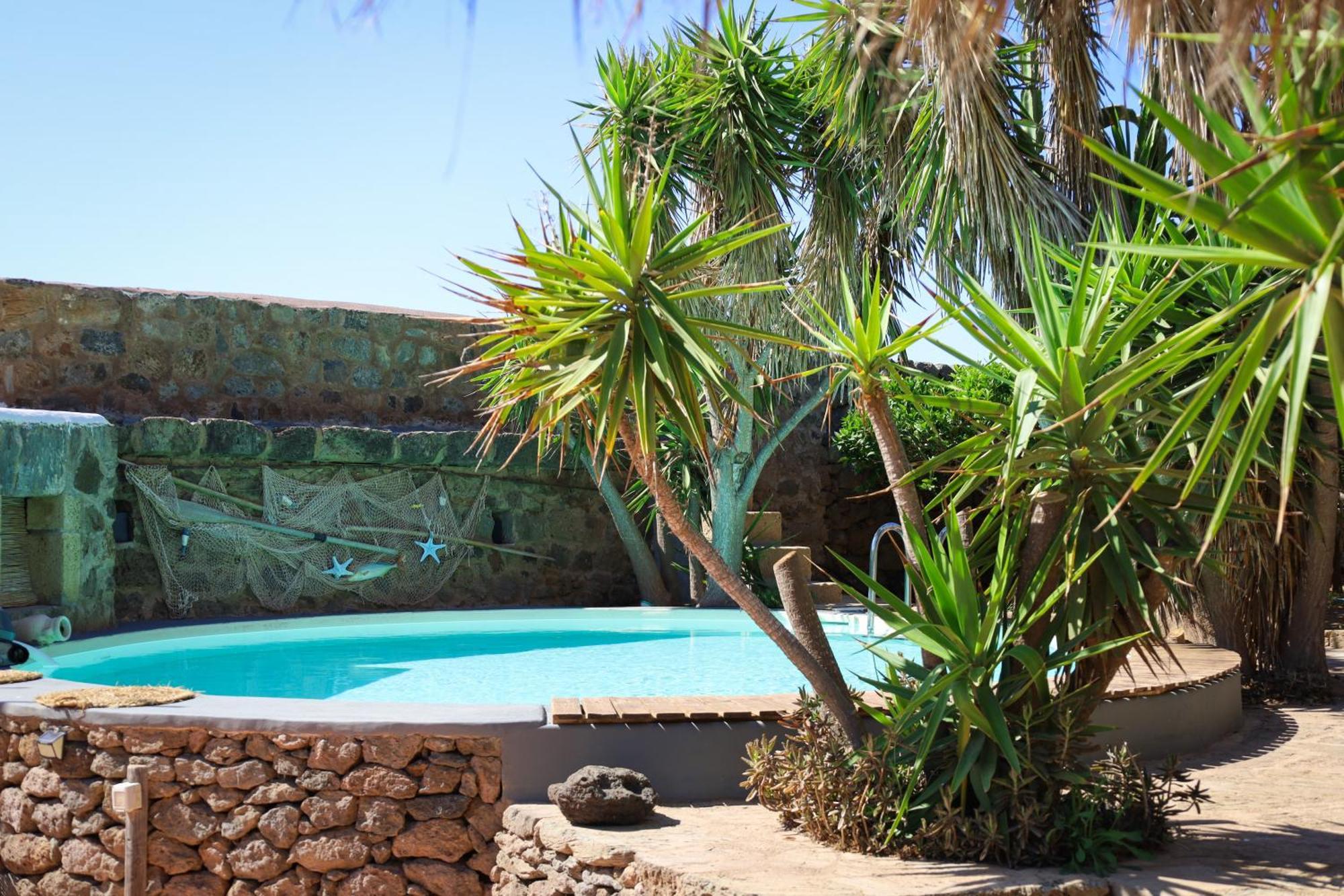 Cactus B&B Le Casette Di Marilena Pantelleria Luaran gambar