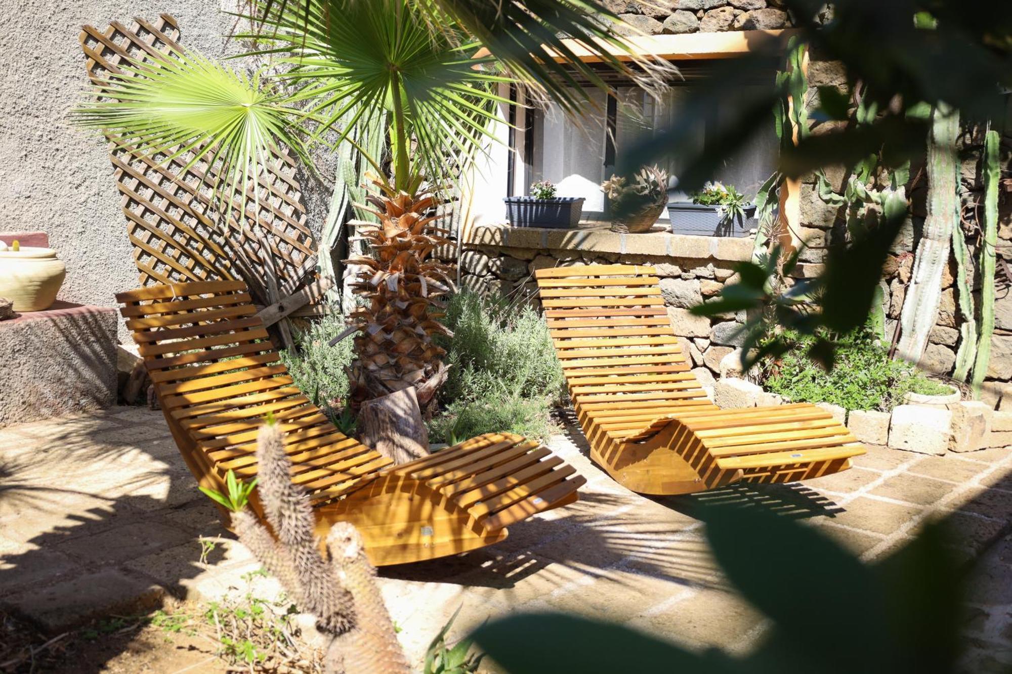 Cactus B&B Le Casette Di Marilena Pantelleria Luaran gambar