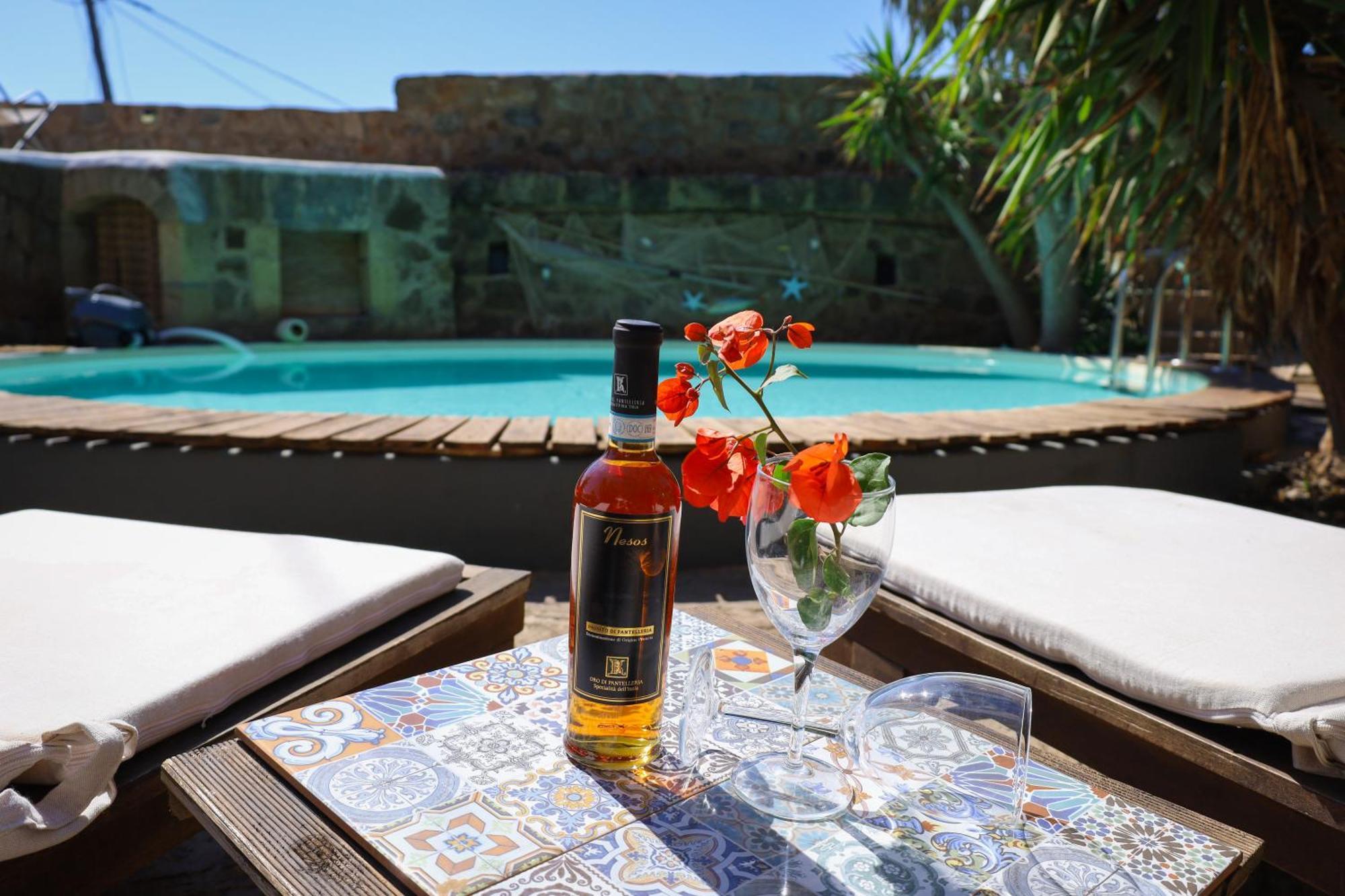 Cactus B&B Le Casette Di Marilena Pantelleria Luaran gambar